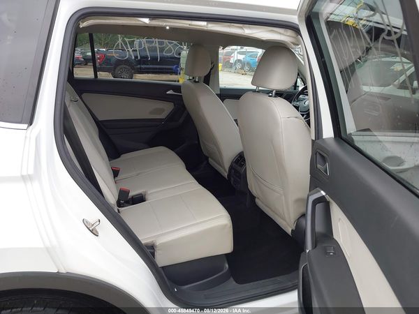 2020 VOLKSWAGEN TIGUAN — I8