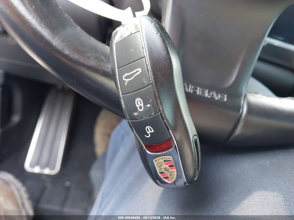 2016 PORSCHE PANAMERA 4