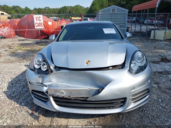 2016 PORSCHE PANAMERA 4