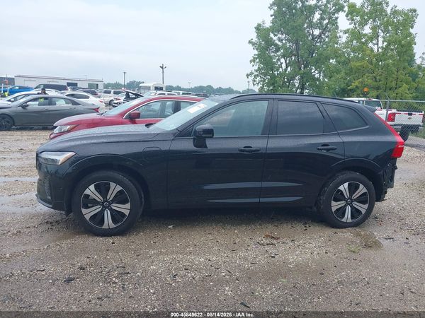 2024 VOLVO XC60 RECHARGE PLUG-IN HYBRID T8 PLUS DARK THEME
