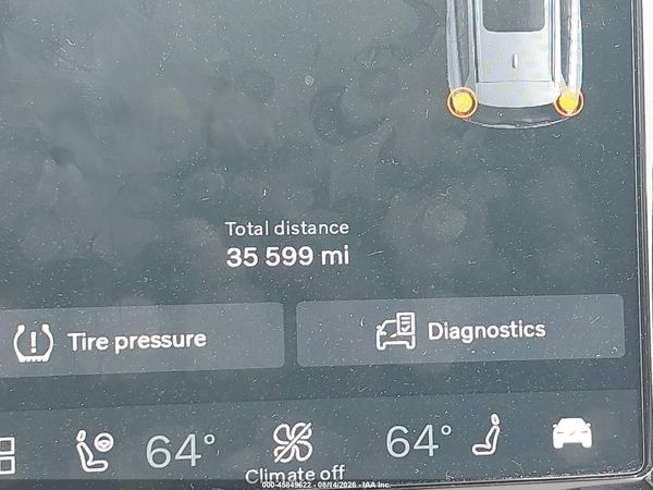 2024 VOLVO XC60 RECHARGE PLUG-IN HYBRID T8 PLUS DARK THEME