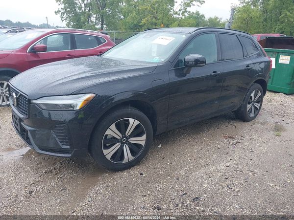 2024 VOLVO XC60 RECHARGE PLUG-IN HYBRID T8 PLUS DARK THEME