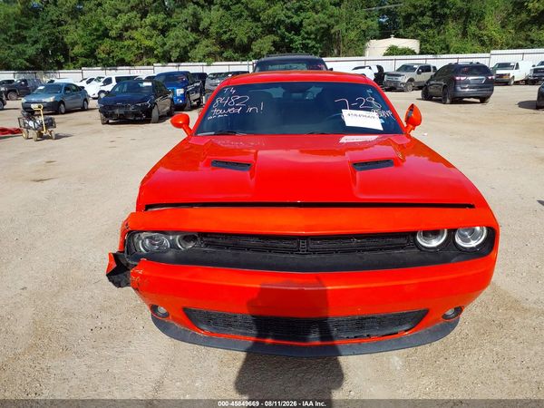 2017 DODGE CHALLENGER SXT