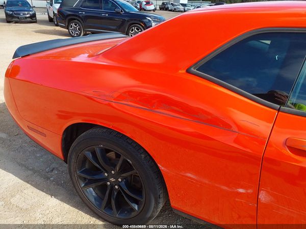 2017 DODGE CHALLENGER SXT