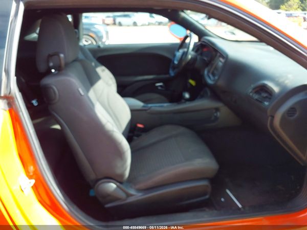 2017 DODGE CHALLENGER SXT