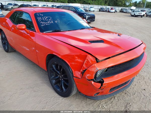 2017 DODGE CHALLENGER SXT