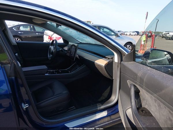 2018 TESLA MODEL 3 LONG RANGE/MID RANGE