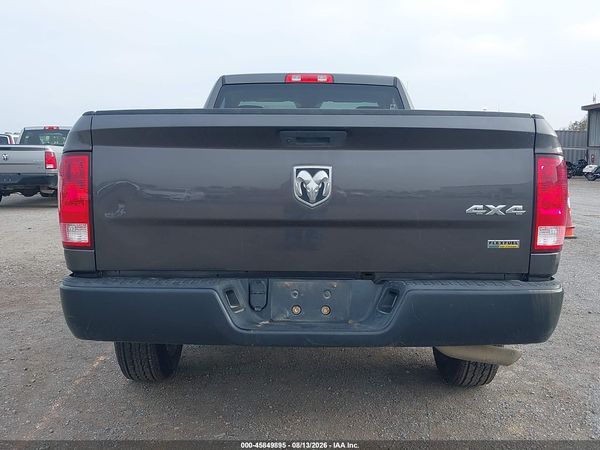 2019 RAM 1500 CLASSIC TRADESMAN  4X4 8' BOX