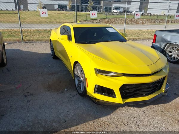 2017 CHEVROLET CAMARO 1LT — I1