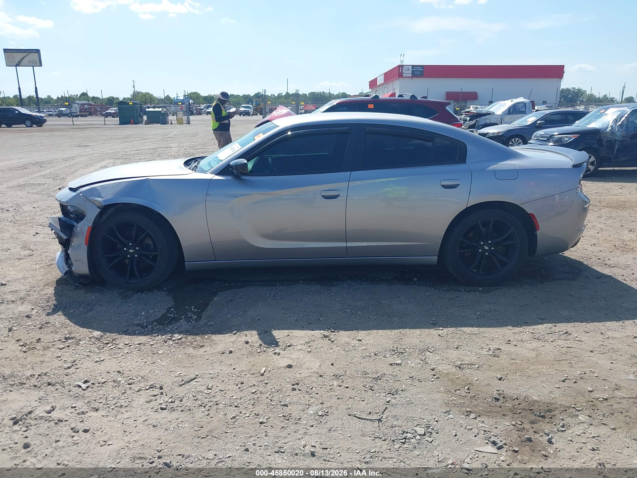 2017 DODGE CHARGER SE RWD