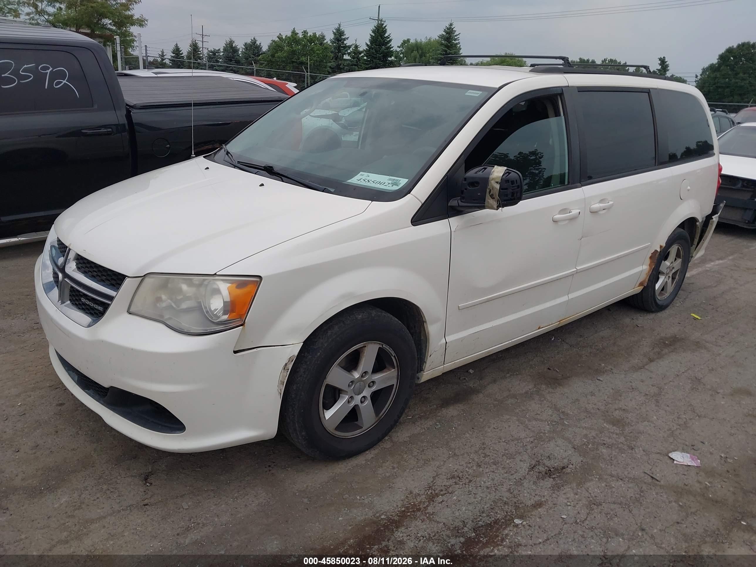 2012 DODGE GRAND CARAVAN SXT — I2