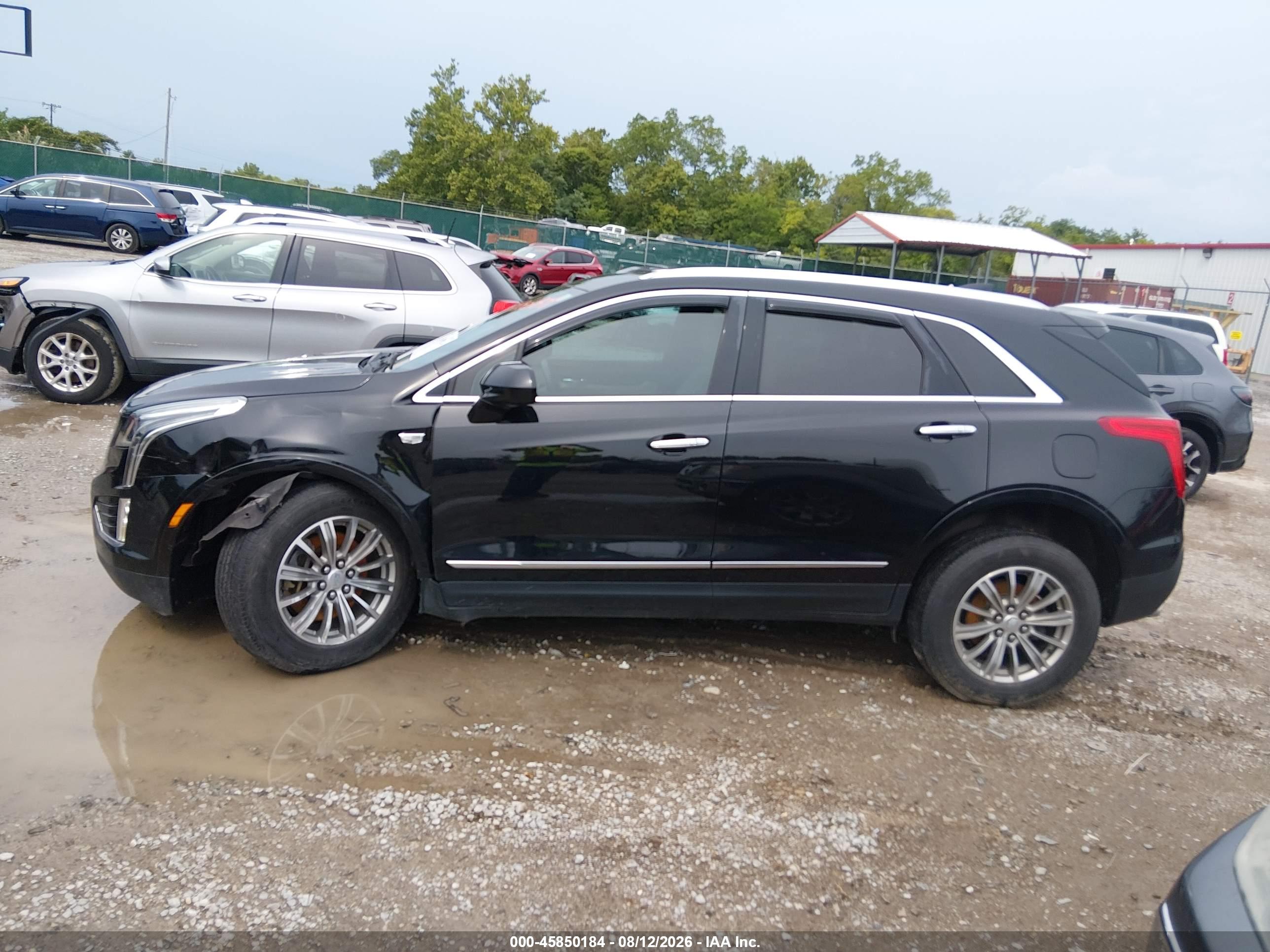 2017 CADILLAC XT5 LUXURY