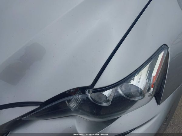 2016 LEXUS IS 300