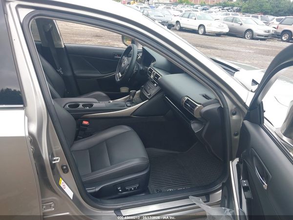 2016 LEXUS IS 300