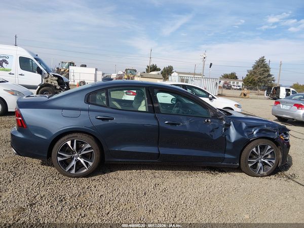 2021 VOLVO S60 RECHARGE PLUG-IN HYBRID T8 R-DESIGN EXPRESSION