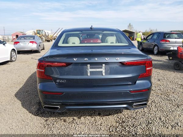 2021 VOLVO S60 RECHARGE PLUG-IN HYBRID T8 R-DESIGN EXPRESSION