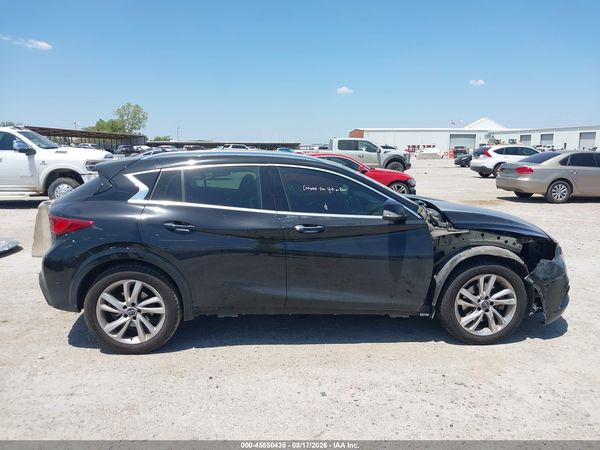 2017 INFINITI QX30 PREMIUM
