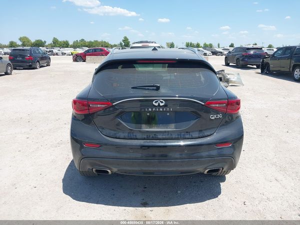 2017 INFINITI QX30 PREMIUM