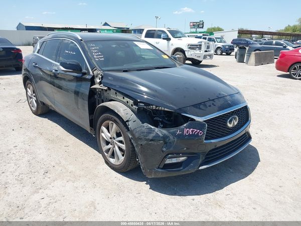 2017 INFINITI QX30 PREMIUM