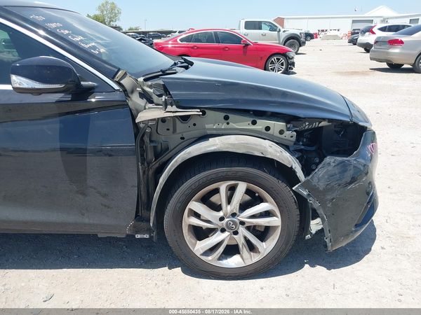 2017 INFINITI QX30 PREMIUM