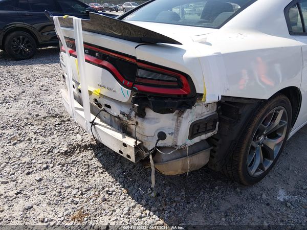 2016 DODGE CHARGER SXT