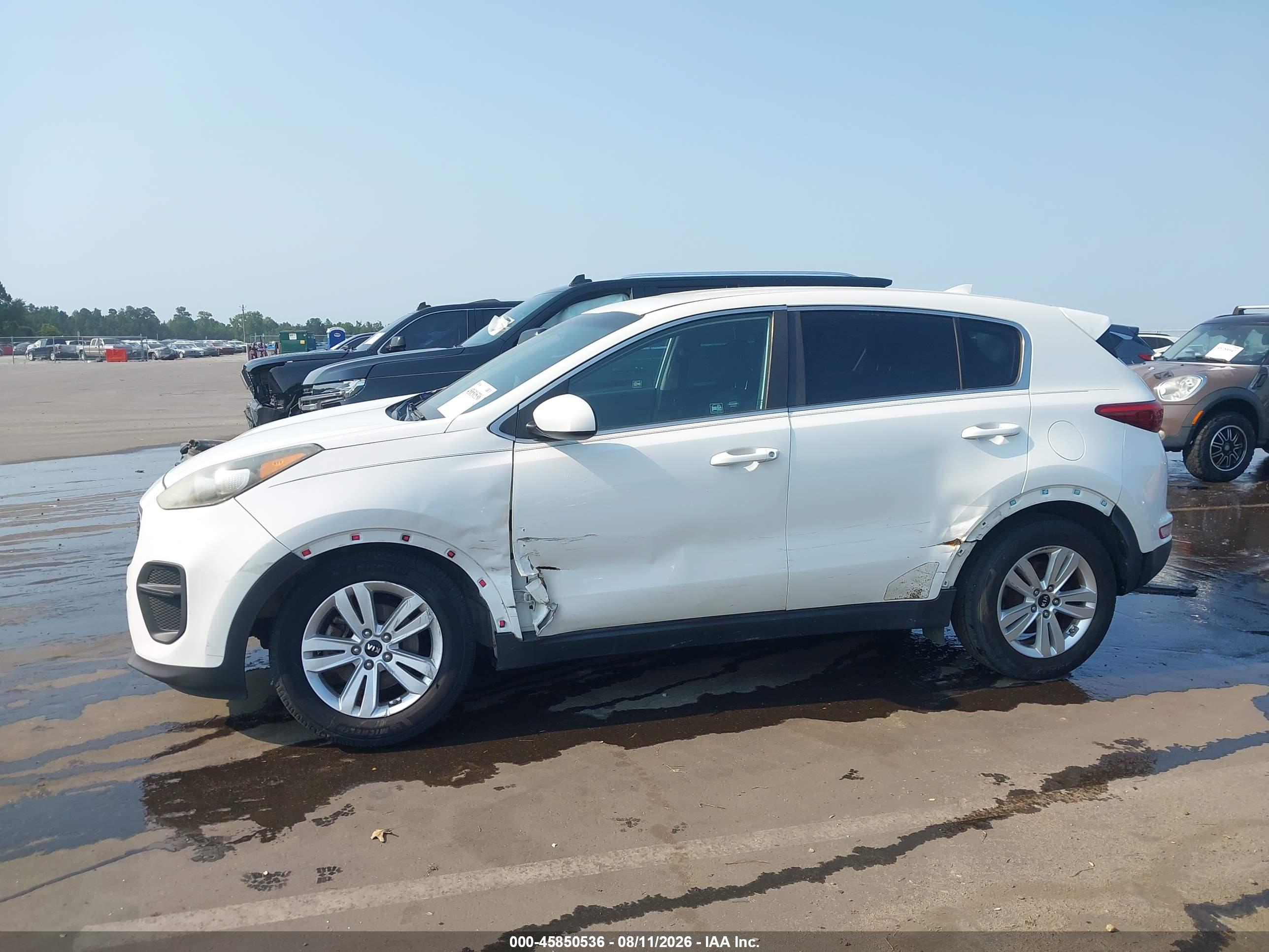 2017 KIA SPORTAGE LX