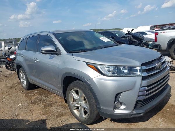 2017 TOYOTA HIGHLANDER LIMITED