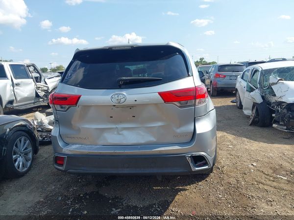 2017 TOYOTA HIGHLANDER LIMITED