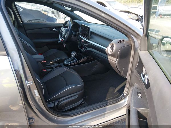 2022 KIA FORTE GT-LINE