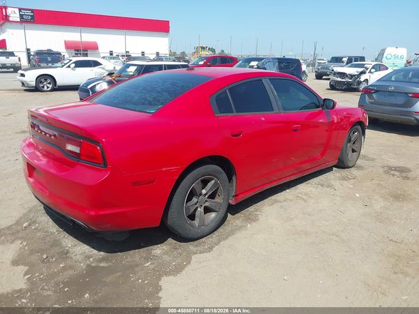 2012 DODGE CHARGER SE
