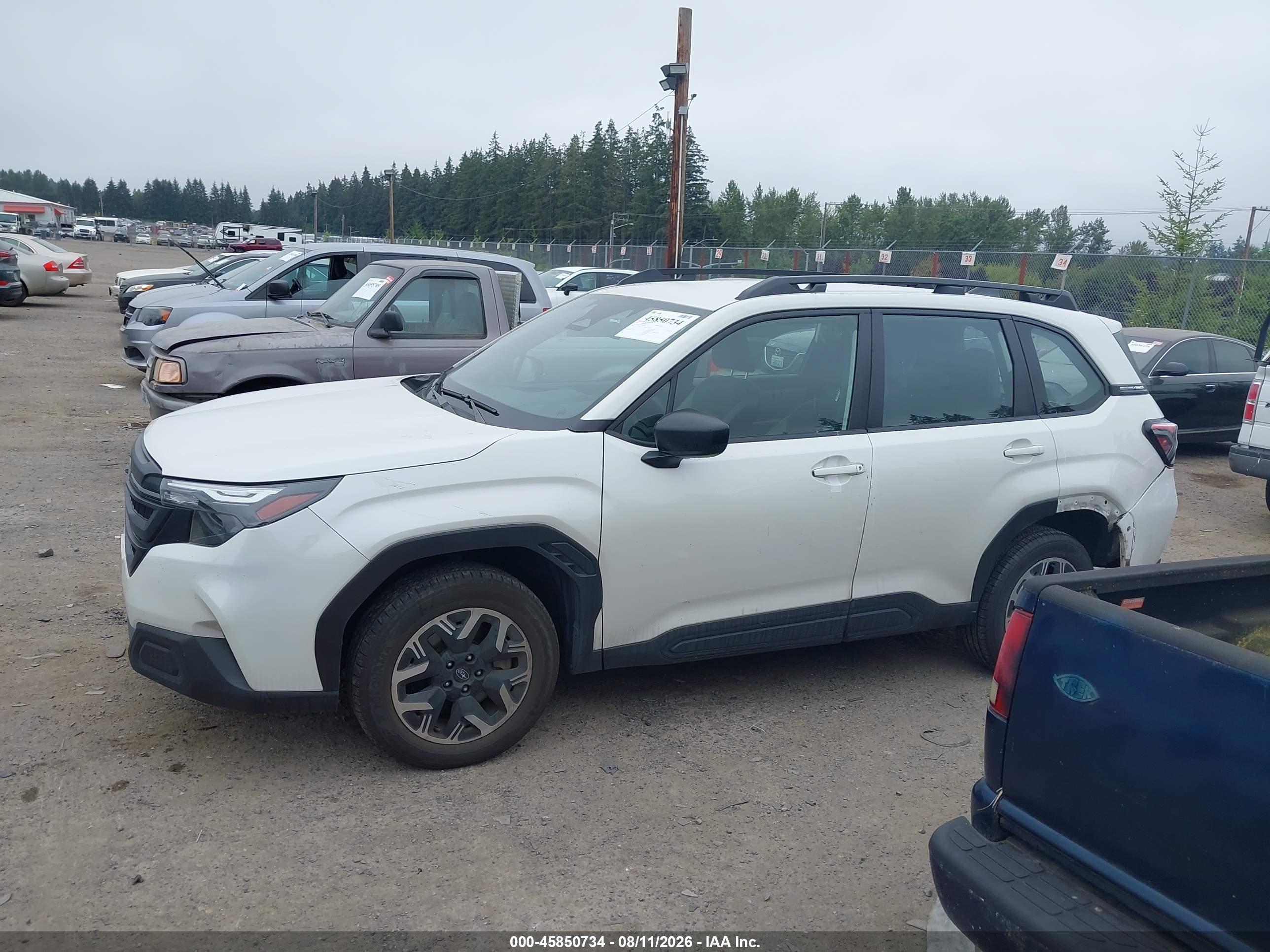 2025 SUBARU FORESTER Base Plus