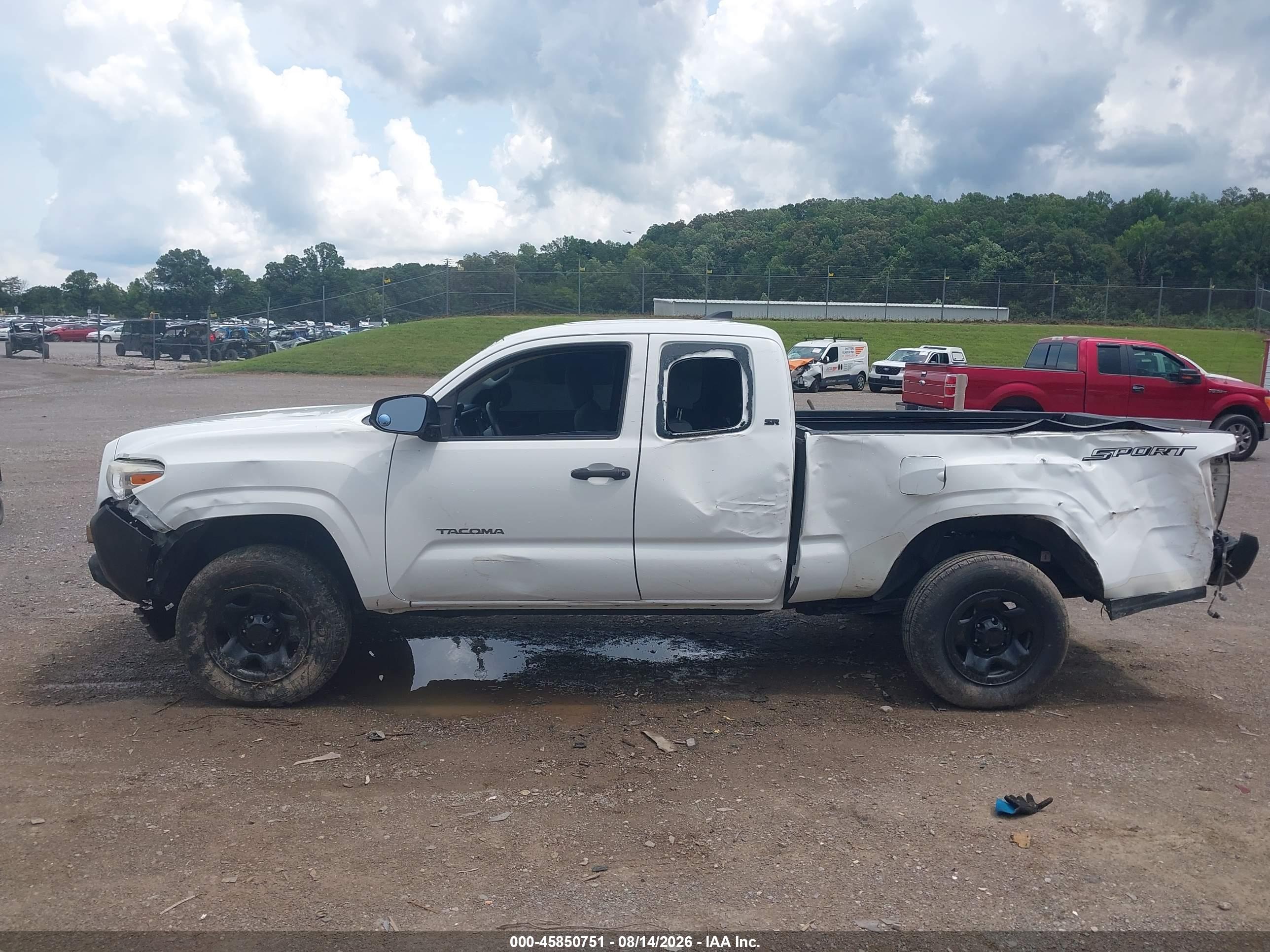 2017 TOYOTA TACOMA SR