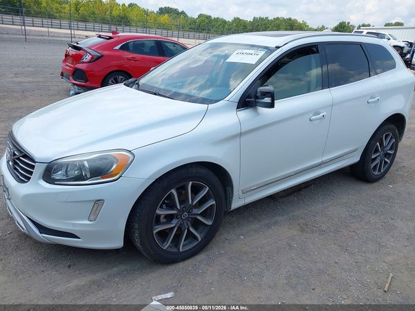 2017 VOLVO XC60 T6 DYNAMIC