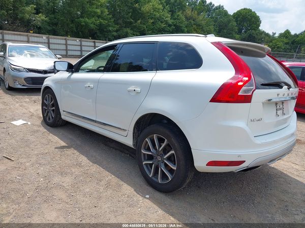 2017 VOLVO XC60 T6 DYNAMIC