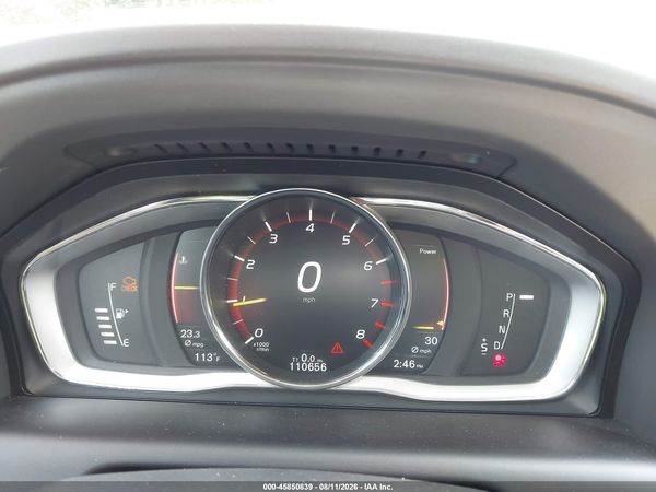 2017 VOLVO XC60 T6 DYNAMIC