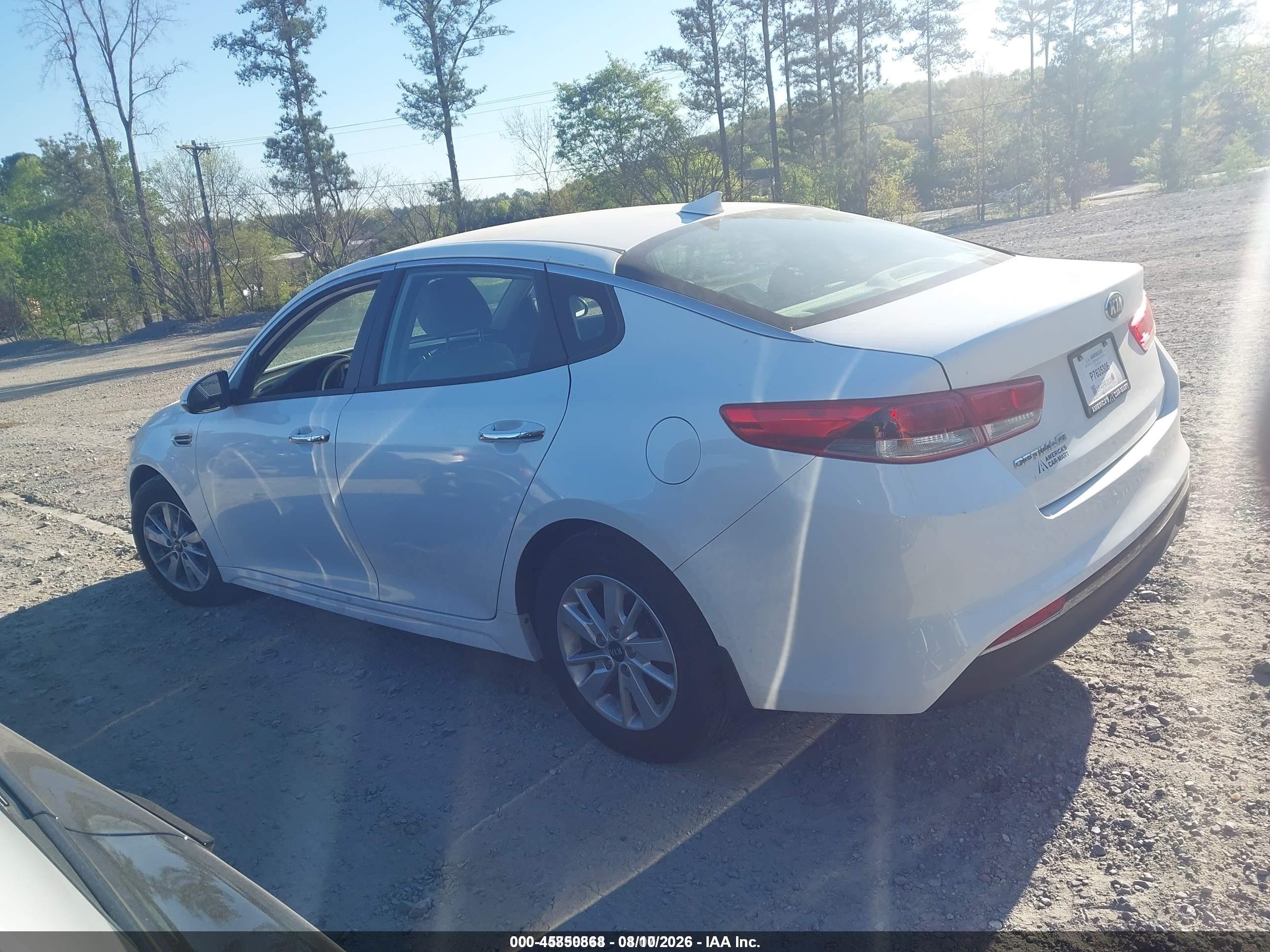 2017 KIA OPTIMA LX