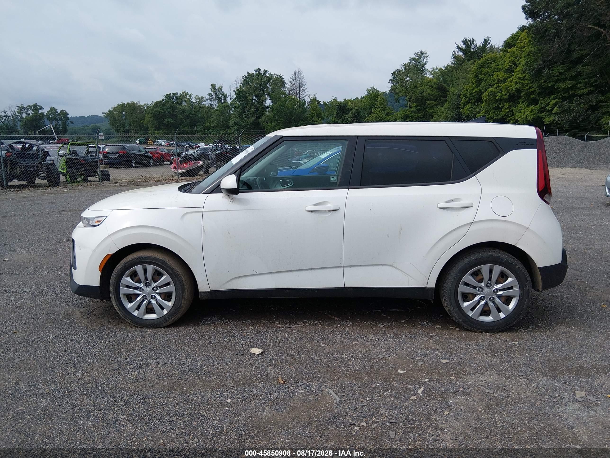 2020 KIA SOUL LX