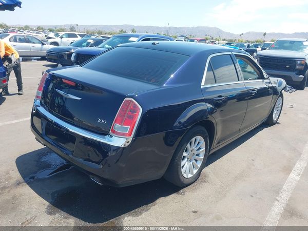 2012 CHRYSLER 300 Base/Limited — I4