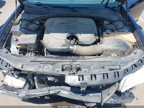 2012 CHRYSLER 300 Base/Limited — I10