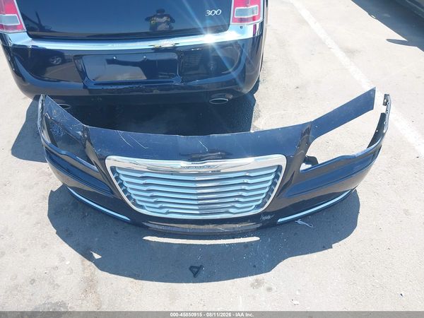 2012 CHRYSLER 300 Base/Limited — I13