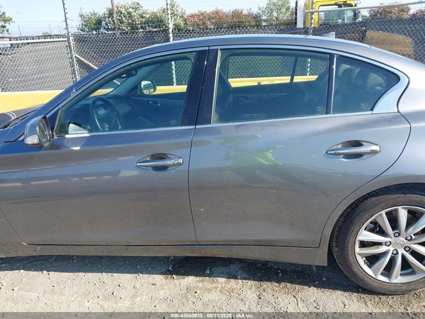 2017 INFINITI Q50