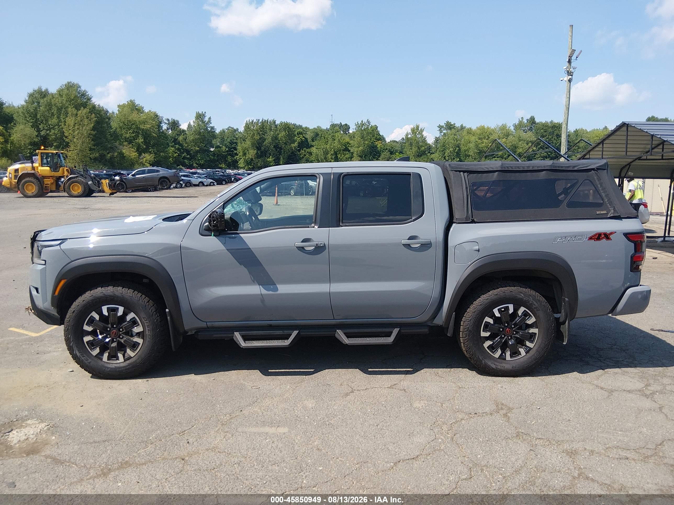 2024 NISSAN FRONTIER PRO-4X 4X4