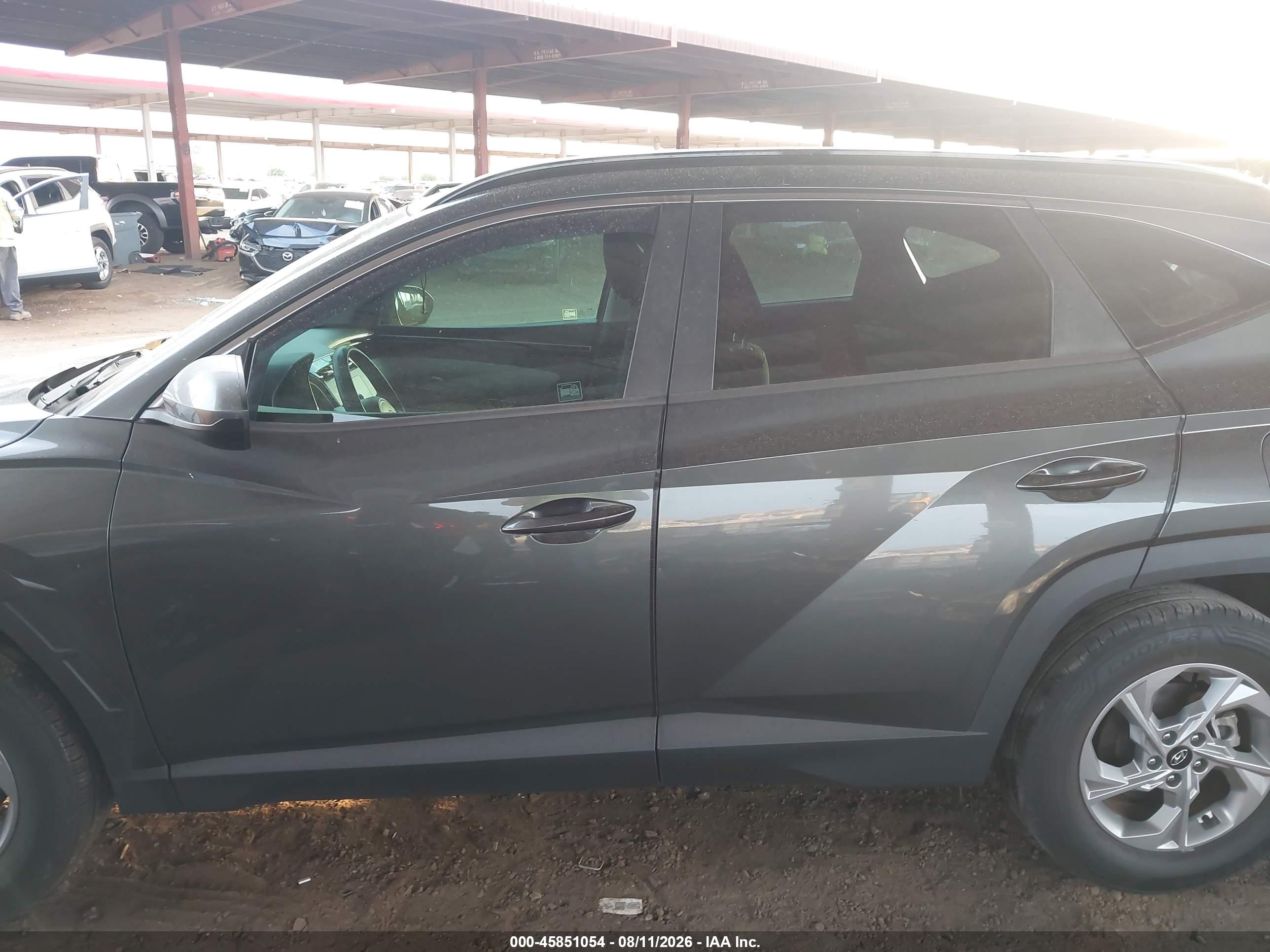2022 HYUNDAI TUCSON SE
