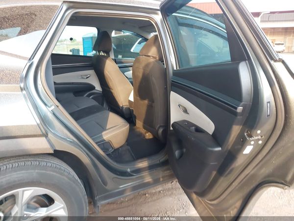2022 HYUNDAI TUCSON SE