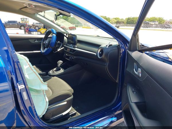 2019 KIA FORTE LXS