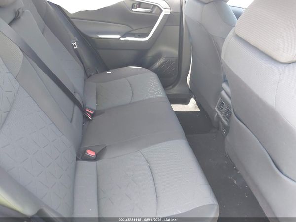 2025 TOYOTA RAV4 XLE