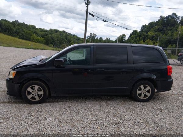 2013 DODGE GRAND CARAVAN SXT — I117