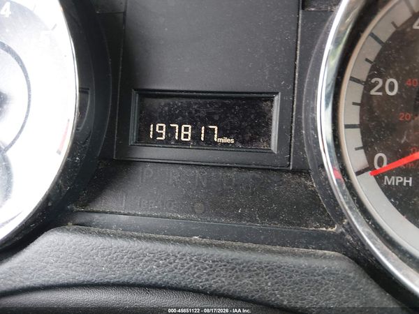 2013 DODGE GRAND CARAVAN SXT — I118