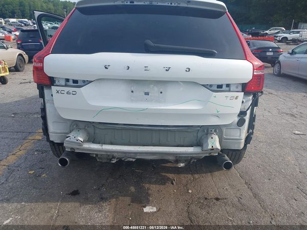 2018 VOLVO XC60 T5 MOMENTUM