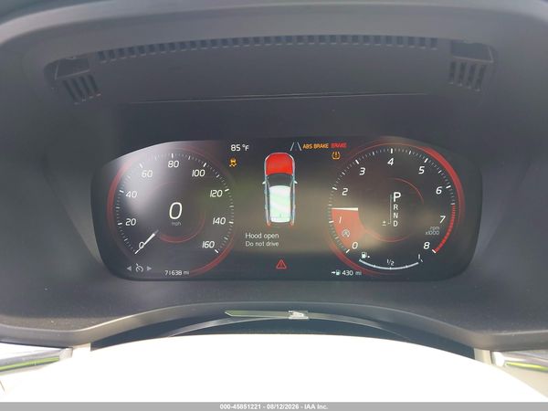 2018 VOLVO XC60 T5 MOMENTUM